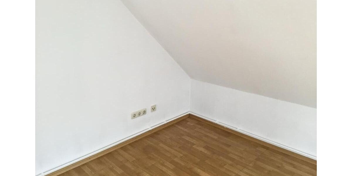 Dachgeschoßwohnung Bad Gandersheim - 3 Zimmer, 62 m&sup2;, 520&euro; | Angebot:26442158