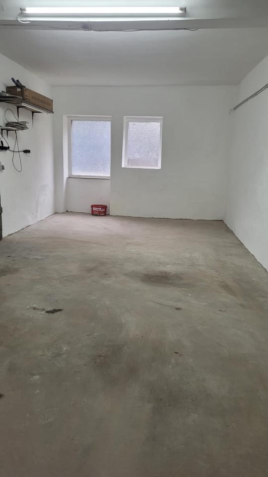LagerraumAbstellraum ab Oktober zu vermieten – ca. 120 m²