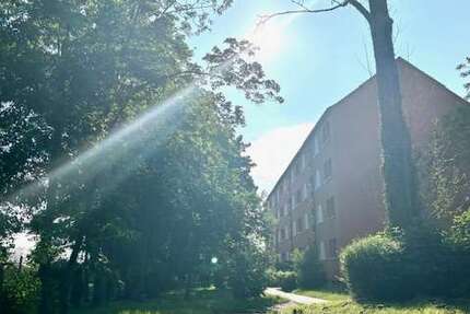 Wohnung Weißenfels Uichteritz - 3 Zimmer, 60 m&sup2;, 420&euro; | Angebot:26881722