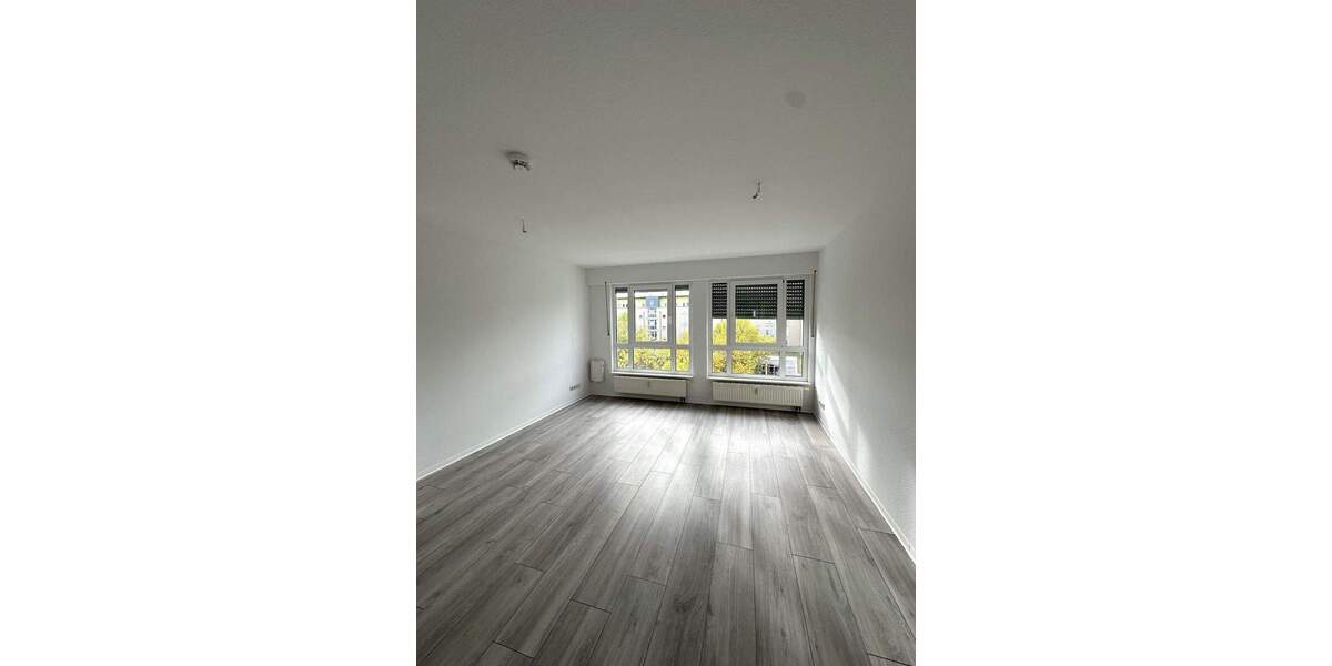 Etagenwohnung Kabelsketal Großkugel - 4 Zimmer, 121 m&sup2;, 837&euro; | Angebot:25997422