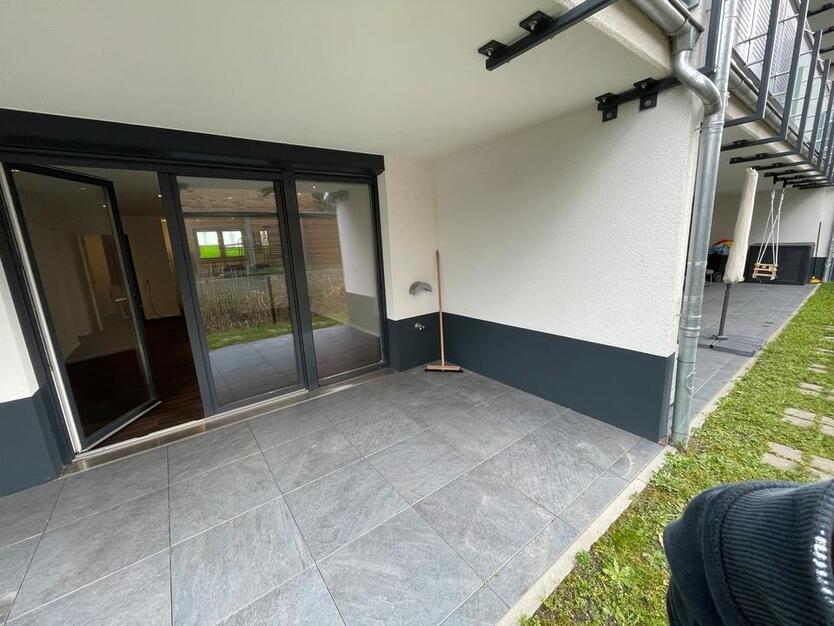 Moderne, lichtdurchflutete 2ZKB Wohnung ab 01.11.25 zu vermieten