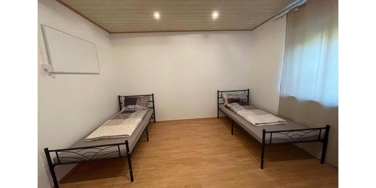 Mehrfamilienhaus, Wohnhaus Freising Am Vogelherd - 11 Zimmer, 400 m&sup2;, 6.000&euro; | Angebot:23727860