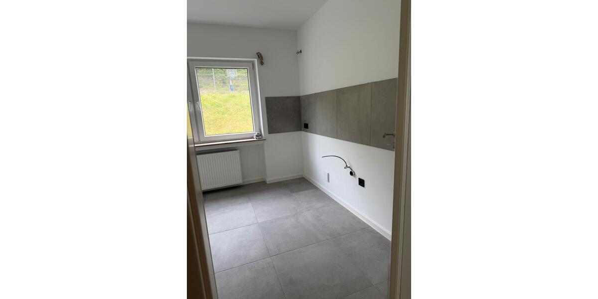 Erdgeschoßwohnung Gummersbach - 3 Zimmer, 73 m&sup2;, 760&euro; | Angebot:26563127