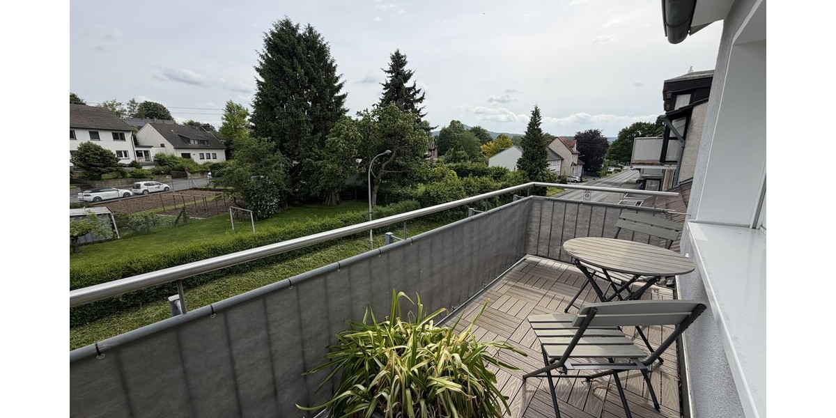 Moderne 4-Zimmer-Dachgeschosswohnung mit 2 Balkonen - Dachgeschoßwohnung Königswinter | Angebot:26979215