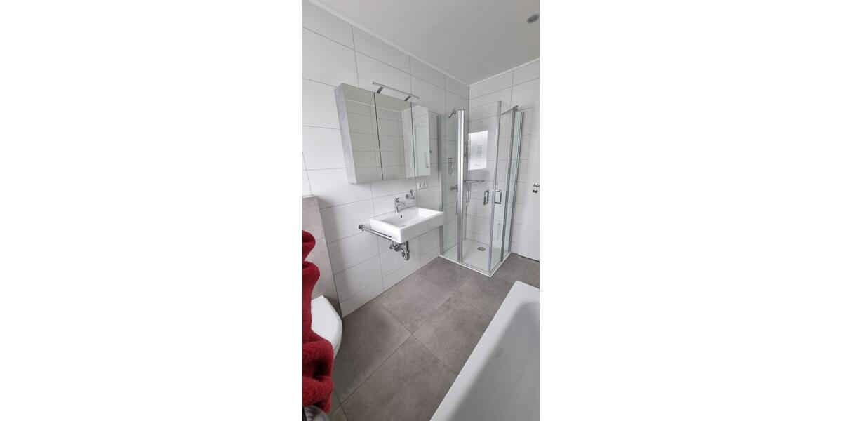 Erdgeschoßwohnung Winterbach - 4 Zimmer, 96 m&sup2;, 850&euro; | Angebot:24802555