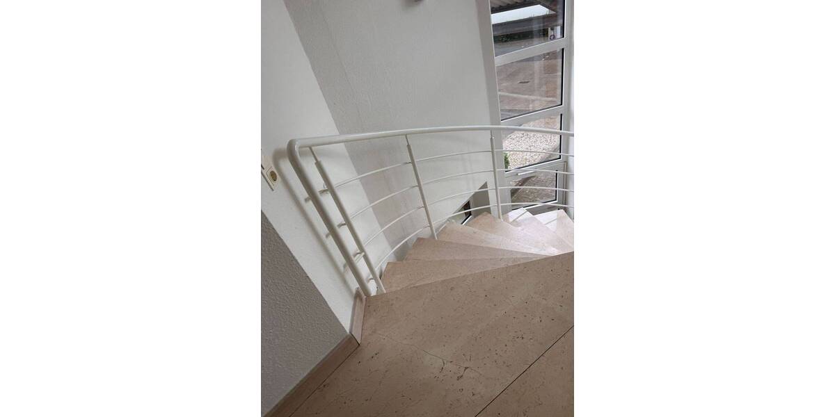 Gewerbeobjekt Oldenburg Tweelbäke - 7 Zimmer, 300 m&sup2;, 3.100&euro; | Angebot:25773824