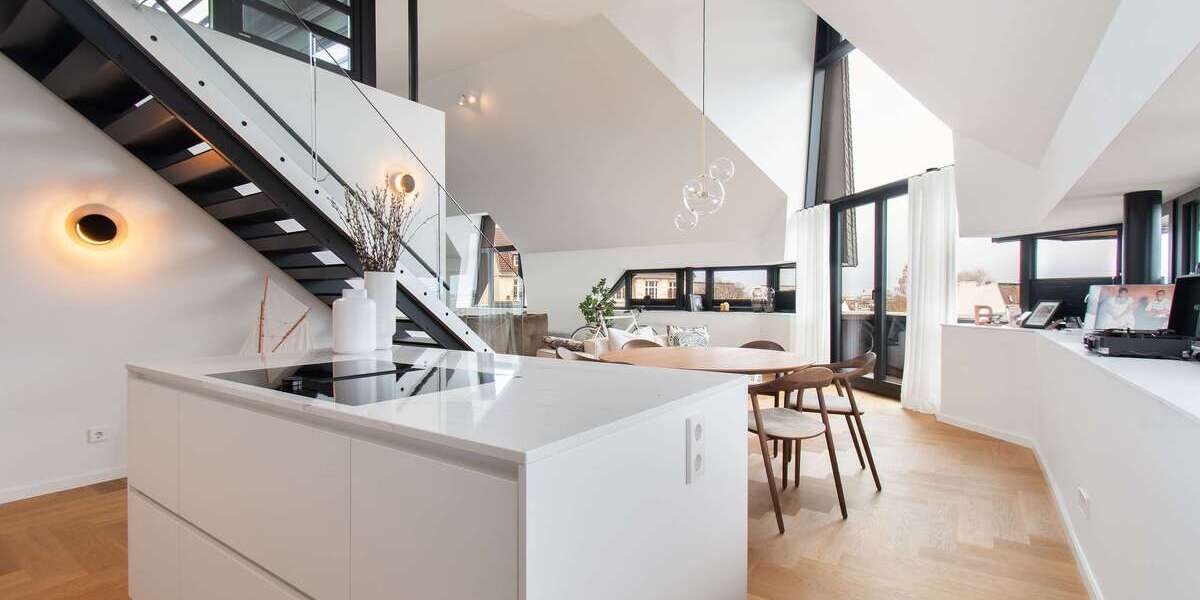 Wohnung zum Mieten in Hamburg 6.600 € 204 m² 4 zimmer