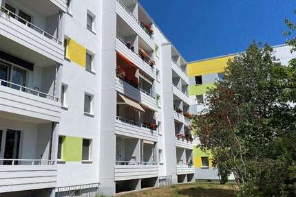 Wohnung Magdeburg Neustädter Feld - 3 Zimmer, 56 m&sup2;, 392&euro; | Angebot:26392464