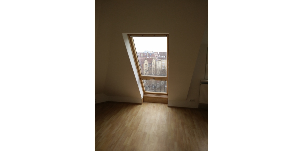 Zimmer in 4er WG Zentral Dachgeschoss WG-Zimmer 23 m² befristest / Probewohnen für 6 Monate. - Zimmer Stuttgart Gablenberg | Angebot:27077027