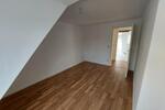 Etagenwohnung Roßwein - 3 Zimmer, 65 m&sup2;, 325&euro; | Angebot:19263247