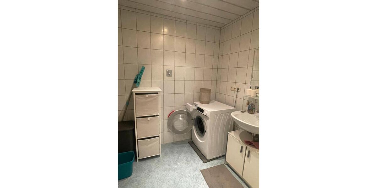 Dachgeschoßwohnung Bad Endorf - 2 Zimmer, 85 m&sup2;, 990&euro; | Angebot:25641072