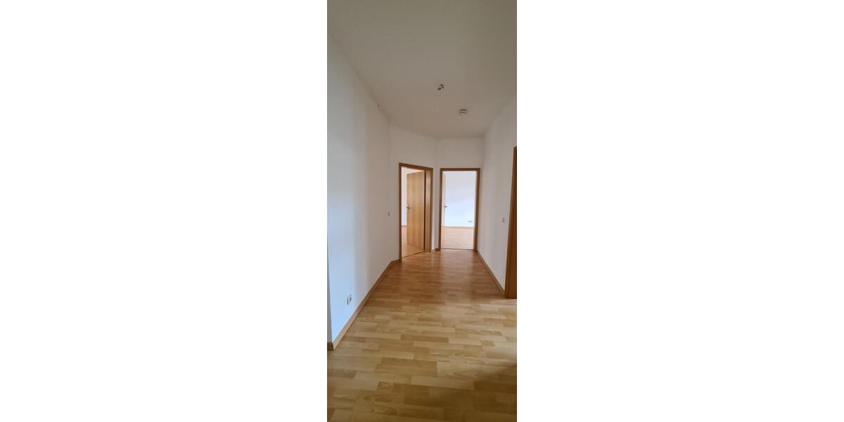 ab Juli: schöne Dreizimmerwohnung mit Garten für Studenten und Paare - Etagenwohnung Jena Nord Nord | Angebot:26737885