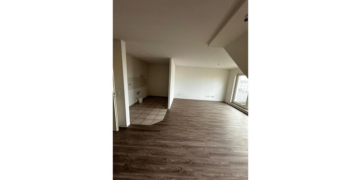 Dachgeschoßwohnung Merseburg - 2 Zimmer, 54 m&sup2;, 395&euro; | Angebot:23531731