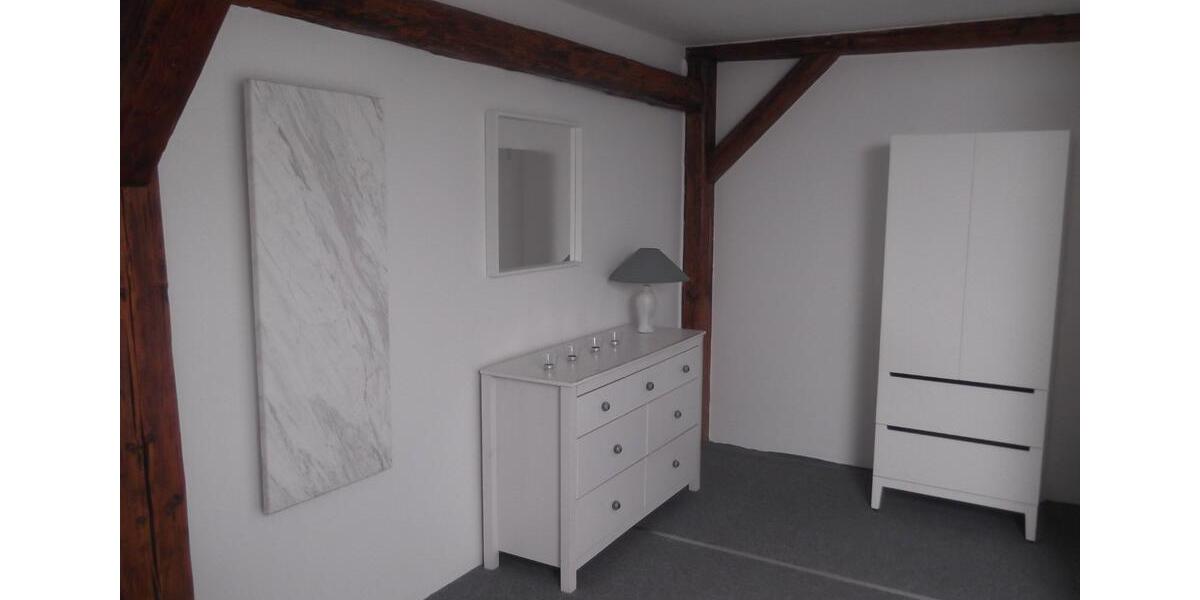 Dachgeschoßwohnung Ebensfeld - 3 Zimmer, 64 m&sup2;, 999&euro; | Angebot:25431632