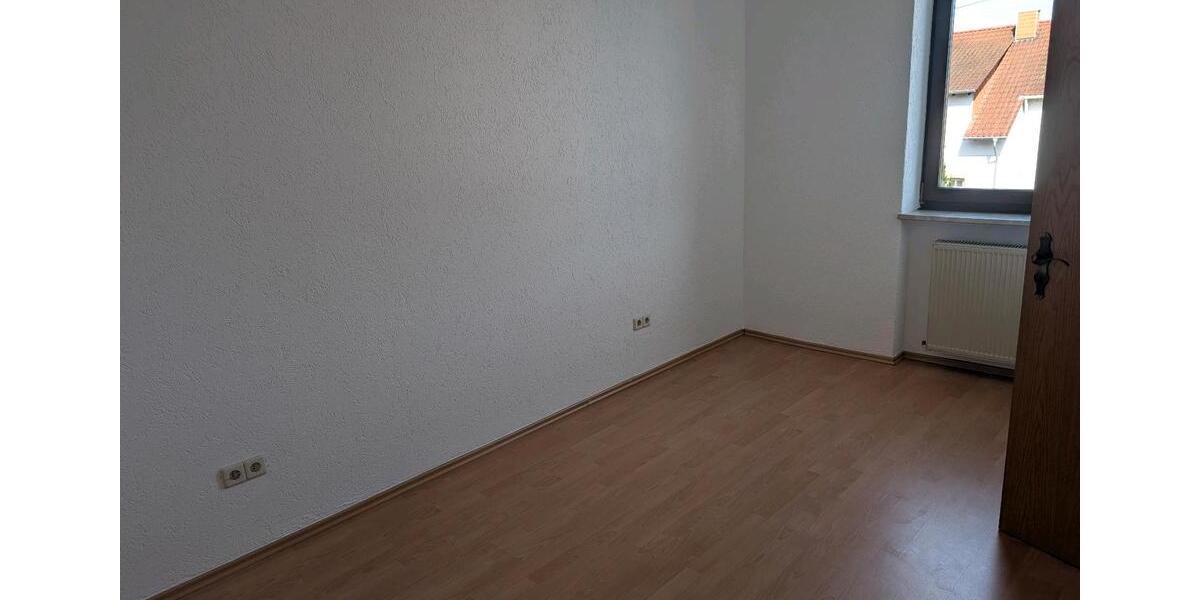 Etagenwohnung Losheim am See - 2 Zimmer, 45 m&sup2;, 360&euro; | Angebot:26235629
