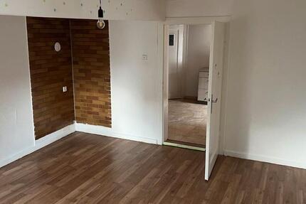 4 - Zimmer Altbau Wohnung 4 zimmer