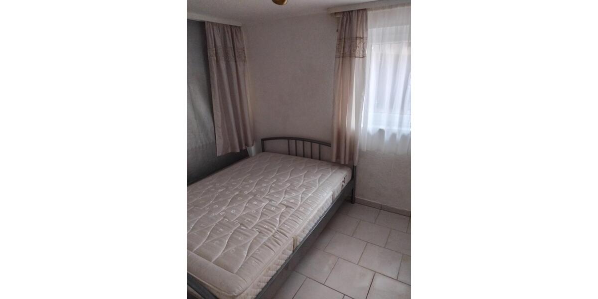 Etagenwohnung Rotenburg an der Fulda - 1 Zimmer, 40 m&sup2;, 220&euro; | Angebot:25918761