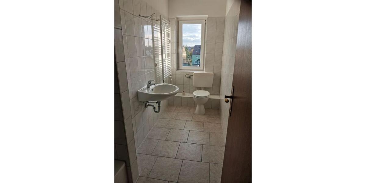 Etagenwohnung Jüterbog - 3 Zimmer, 78 m&sup2;, 734&euro; | Angebot:25914013