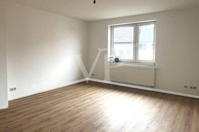 Renovierte 4-Zimmer Wohnung in zentraler Lage - Wilhelmstraße - WG geeignet