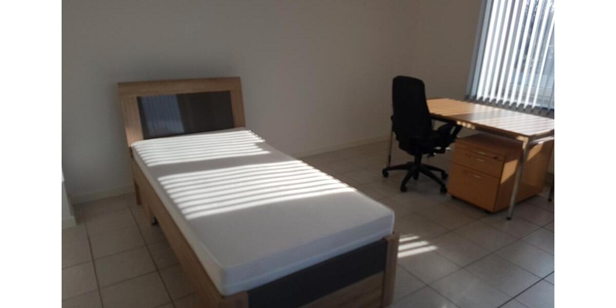 Wohnen auf Zeit Brüggen - 1 Zimmer, 15 m&sup2;, 430&euro; | Angebot:26373219