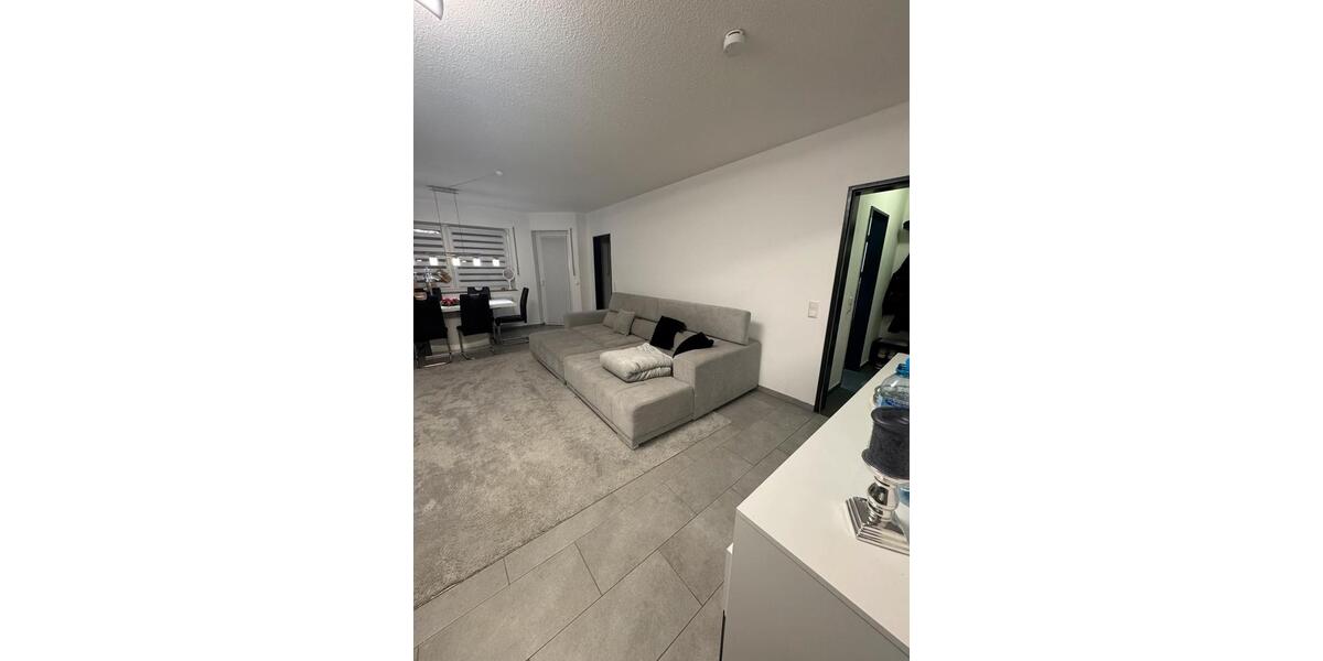 Wohnung zur Miete Erdgeschoss mit Garten ! 2.5 zimmer