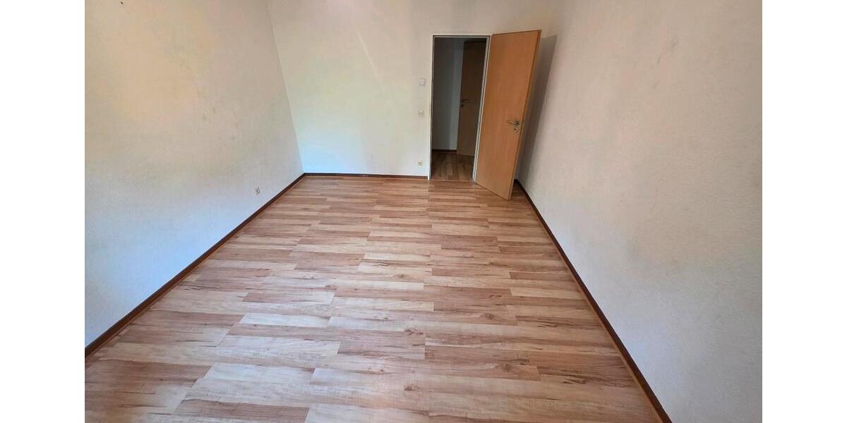 Erdgeschoßwohnung Königswinter - 3 Zimmer, 96 m&sup2;, 830&euro; | Angebot:24662299