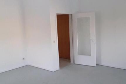 Eine helle Etagenwohnung in einer ruhigen Umgebung 3 zimmer