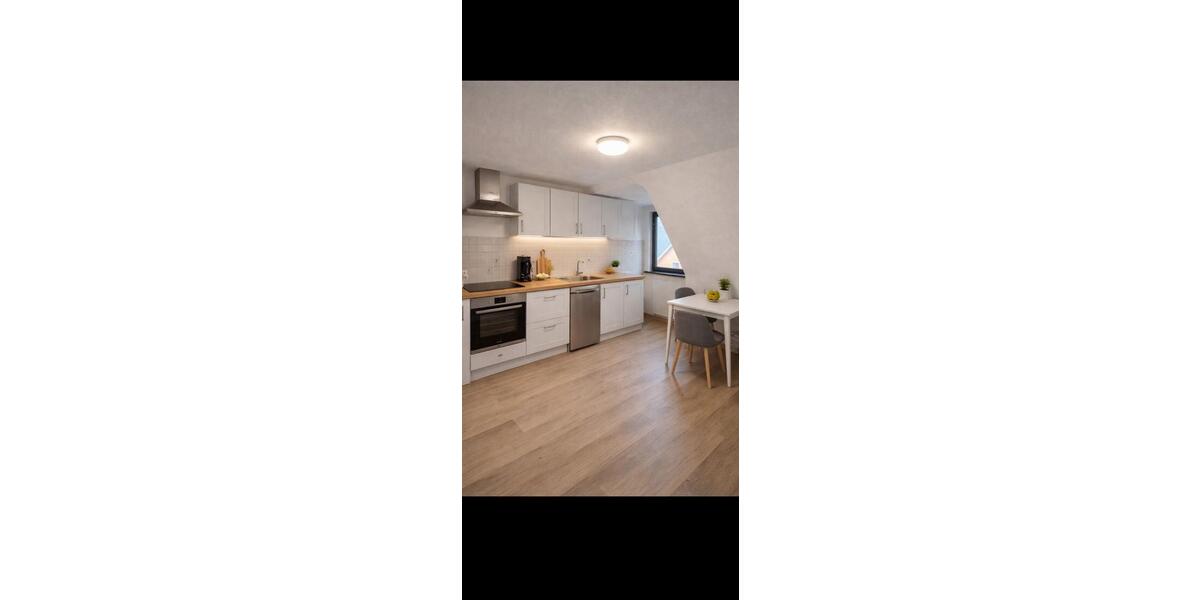 Dachgeschoßwohnung Eschwege - 2 Zimmer, 55 m&sup2;, 400&euro; | Angebot:26125460