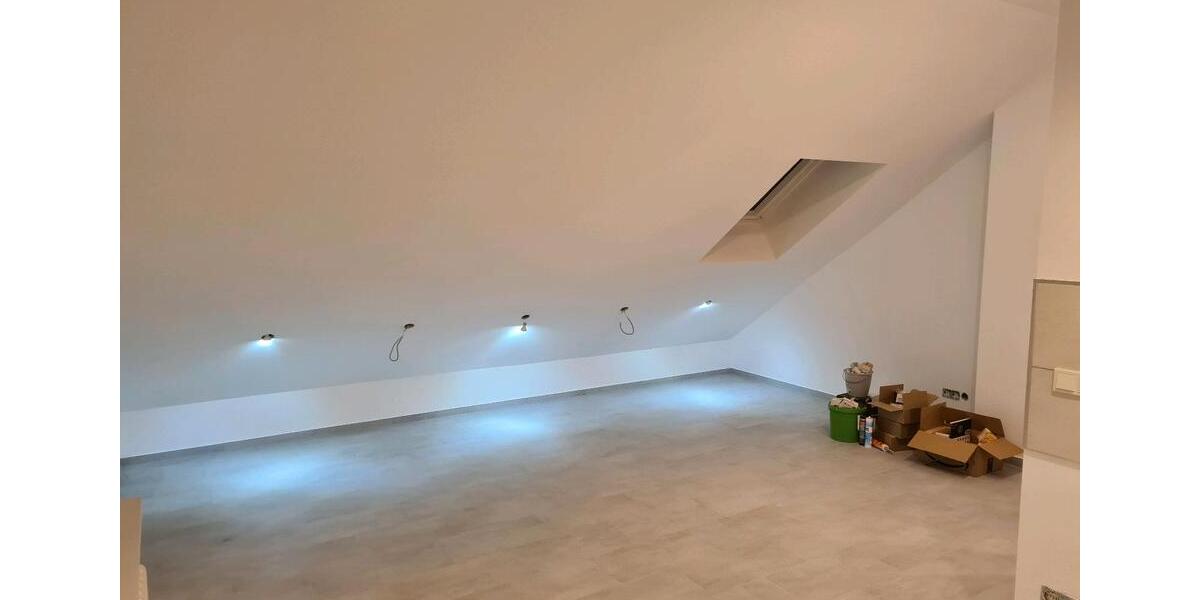 Dachgeschoßwohnung Köln Porz - 2 Zimmer, 55 m&sup2;, 1.150&euro; | Angebot:26199027