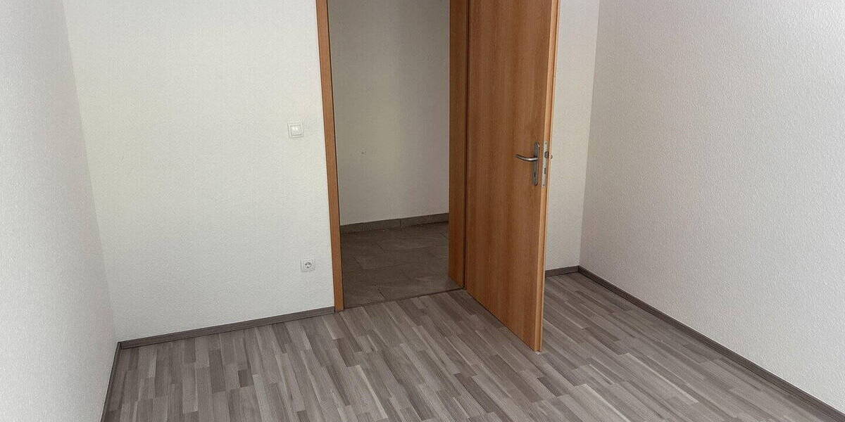 Etagenwohnung Herborn Kernstadt - 5 Zimmer, 87 m&sup2;, 800&euro; | Angebot:26791658