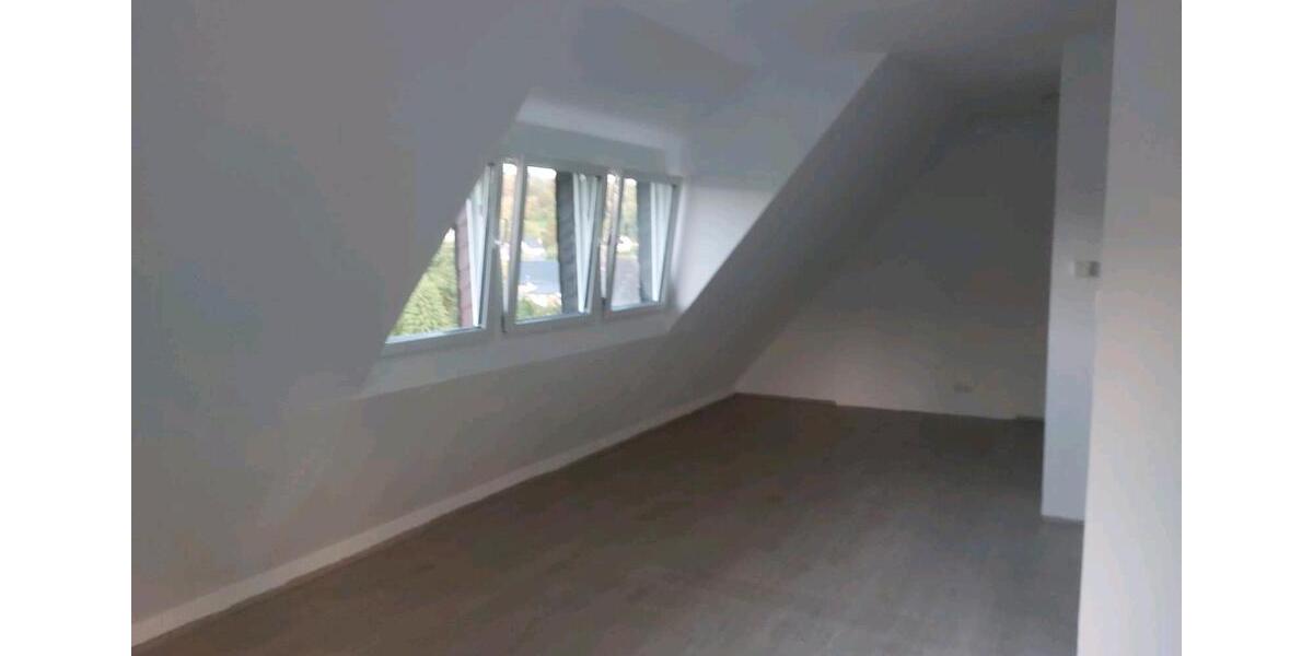 Doppelhaushälfte Ulmen - 6 Zimmer, 150 m&sup2;, 1.000&euro; | Angebot:26705293