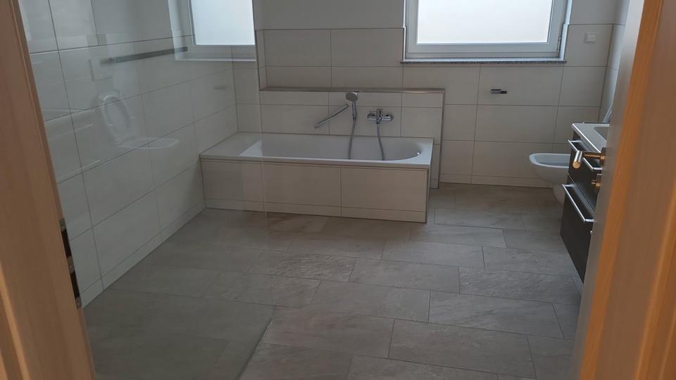 Etagenwohnung Ilshofen - 4 Zimmer, 133 m&sup2;, 1.250&euro; | Angebot:26574167