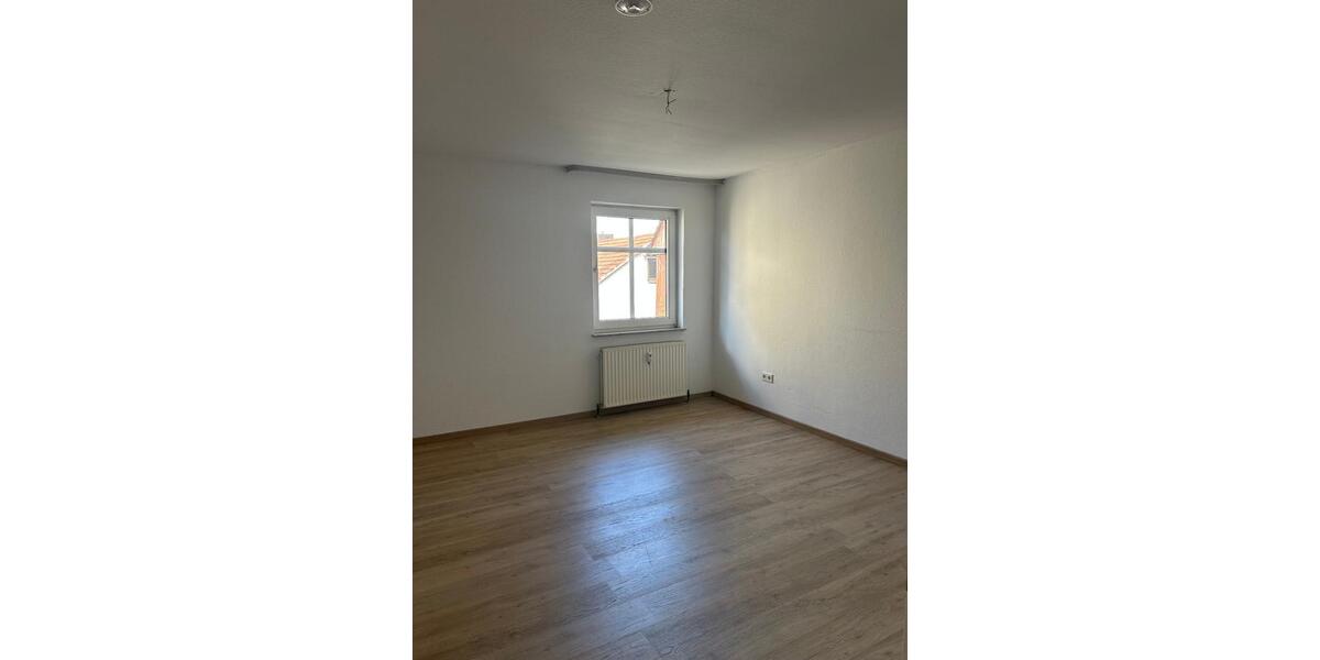 Schöne 2-ZKB Wohnung mit Keller – ca. 62qm in Frankenberg 2 zimmer