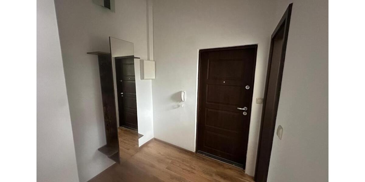 Etagenwohnung Schwerin Altstadt - 1 Zimmer, 30 m&sup2;, 370&euro; | Angebot:23371945
