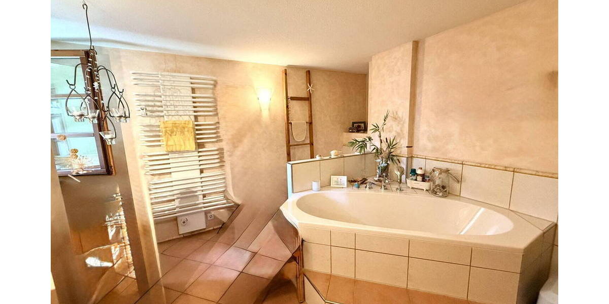 Etagenwohnung Staufen im Breisgau Staufen - 4 Zimmer, 121 m&sup2;, 1.600&euro; | Angebot:25909513