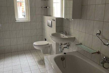 Wohnung Döbeln Sörmitz - 2 Zimmer, 62 m&sup2;, 330&euro; | Angebot:26569507