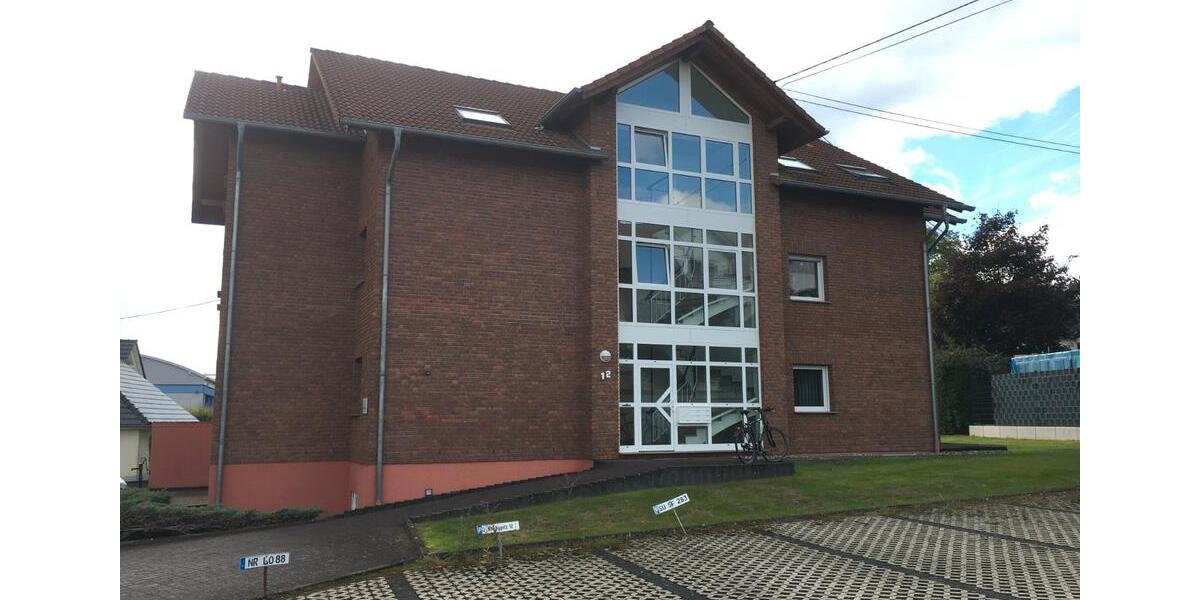 Dachgeschoßwohnung Asbach - 3 Zimmer, 90 m&sup2;, 720&euro; | Angebot:26042108