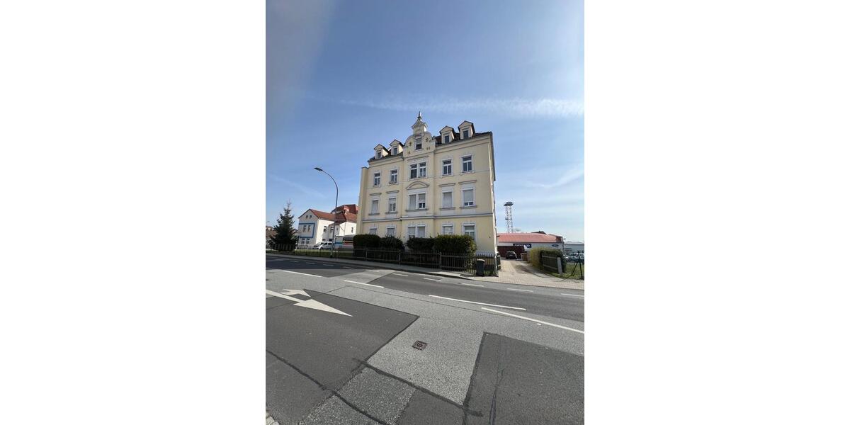 Dachgeschoßwohnung Zittau - 4 Zimmer, 94 m&sup2;, 420&euro; | Angebot:24454557