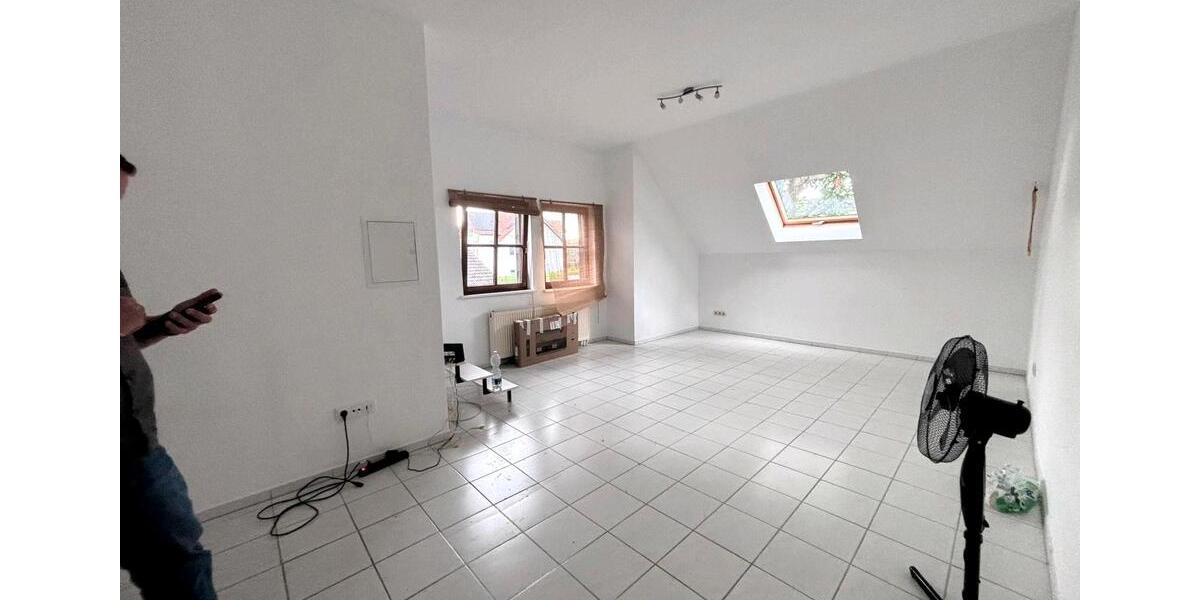 Dachgeschoßwohnung Kefenrod - 1 Zimmer, 36 m&sup2;, 350&euro; | Angebot:26102426