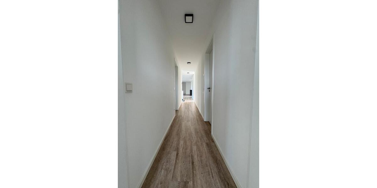 Einfamilienhaus Bergisch Gladbach - 3 Zimmer, 124 m&sup2;, 1.600&euro; | Angebot:26561767