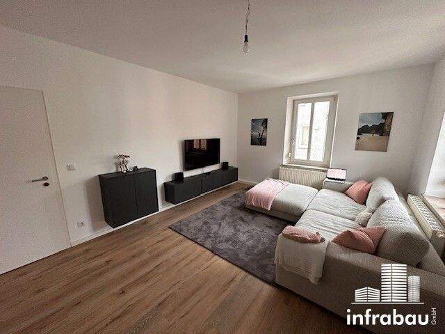 Gut geschnittene geräumige 2-ZKB mit saniertem Bad 2 zimmer