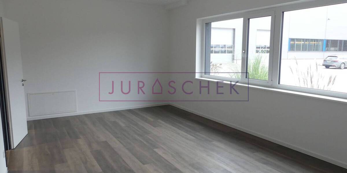 Gewerbeobjekt Hilpoltstein - 8 Zimmer, 385 m&sup2;, 3.080&euro; | Angebot:23967046