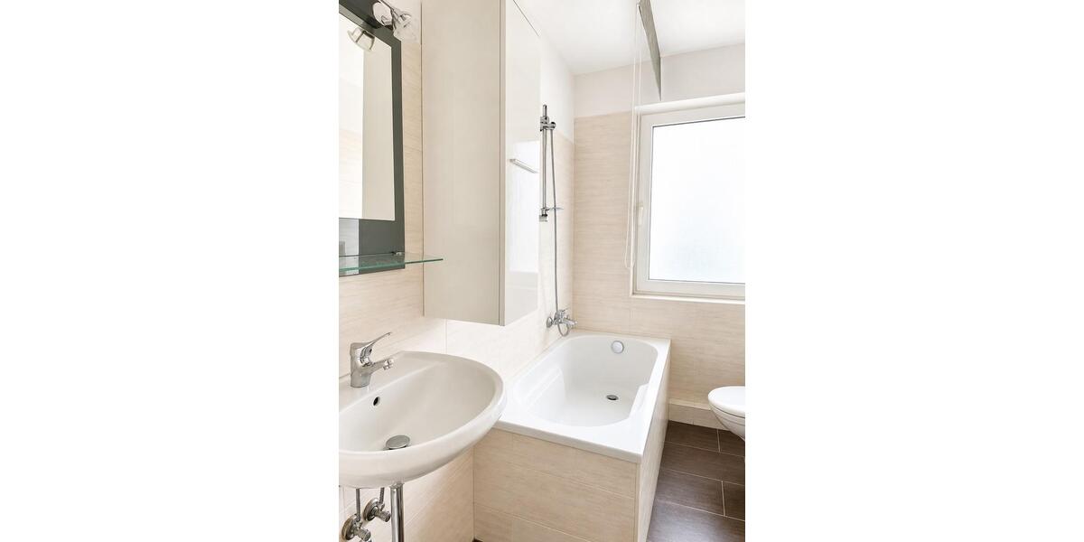 Erdgeschoßwohnung Bremerhaven Geestemünde - 3 Zimmer, 65 m&sup2;, 550&euro; | Angebot:26516780