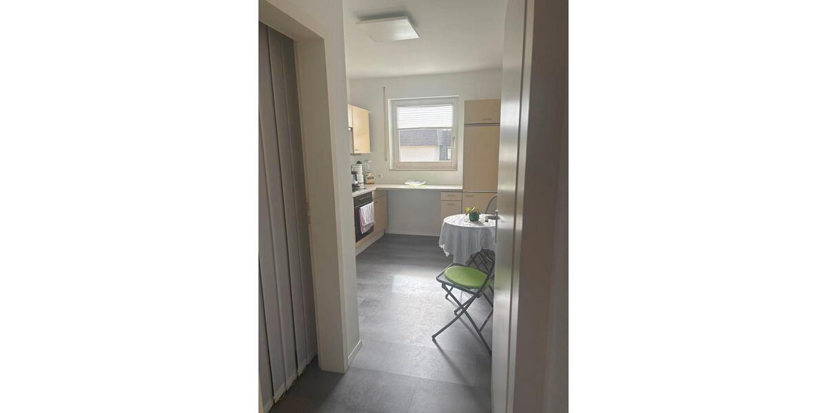 Etagenwohnung Leonberg - 2.5 Zimmer, 75 m&sup2;, 1.050&euro; | Angebot:26698177