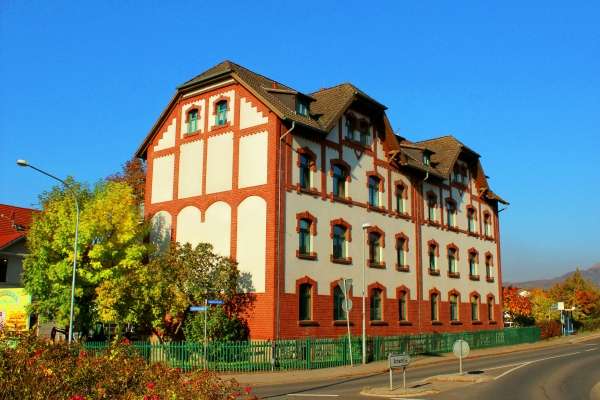 Etagenwohnung Sangerhausen Othal - 4 Zimmer, 92 m&sup2;, 495&euro; | Angebot:26403302