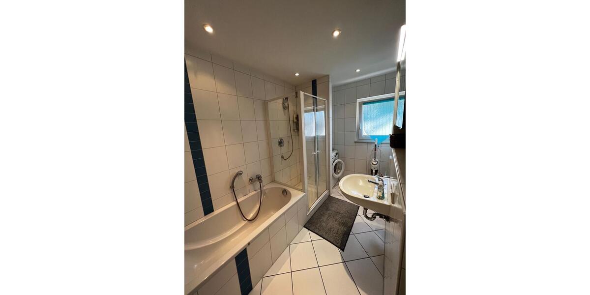 Dachgeschoßwohnung Weiterstadt - 3 Zimmer, 65 m&sup2;, 1.100&euro; | Angebot:24837050