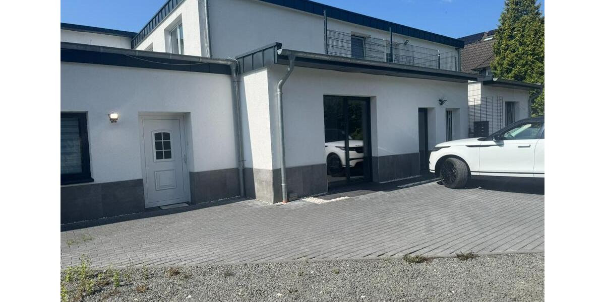 Modernes 80 m² Apartment mit Terrasse & Stellplatz in Engelskirchen-Wiehlmünden 1 zimmer