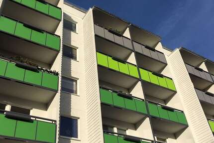 Wohnung zum Mieten in Chemnitz 218 € 41.16 m² 2 zimmer