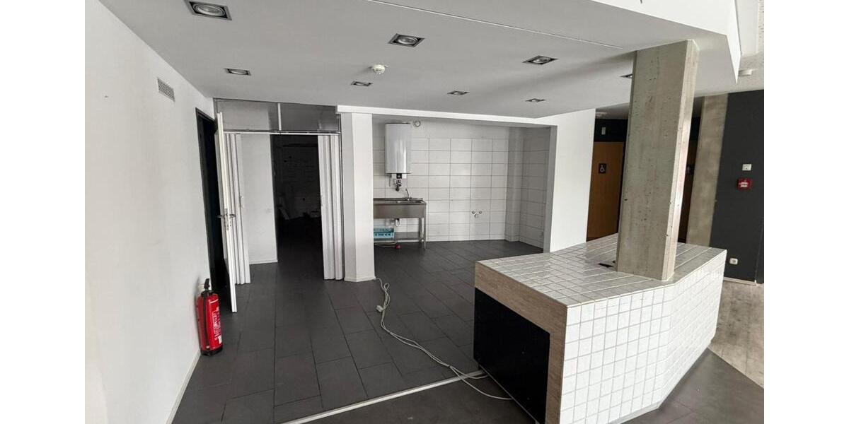 Gewerbeobjekt Stade - 3.450&euro; | Angebot:24680402