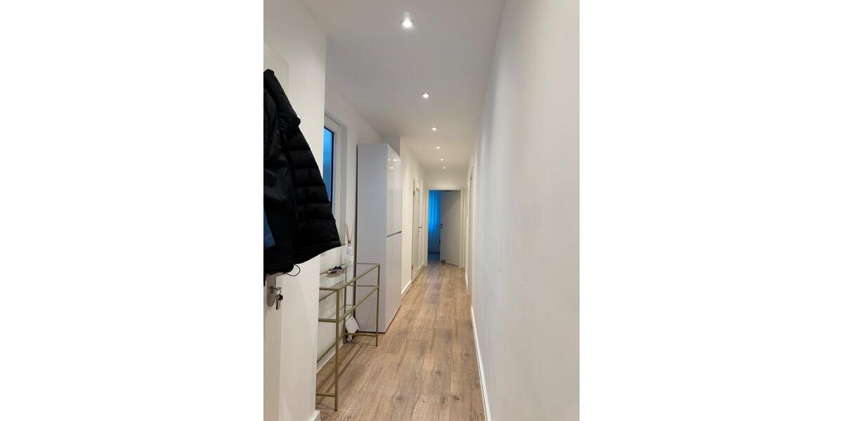 Etagenwohnung Wuppertal Gemarkung Langerfeld - 4 Zimmer, 105 m&sup2;, 1.150&euro; | Angebot:25967580